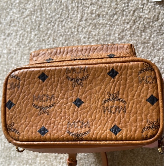 MCM MINI Shark convertible backpack - Picture 16 of 16